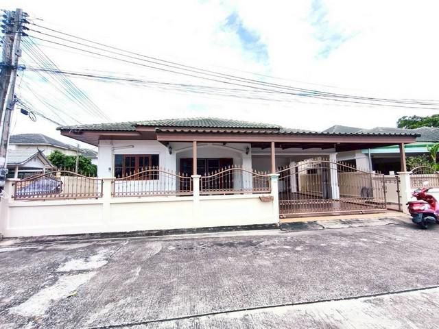 ให้เช่าบ้าน มบ.คลาสิคโฮมไร่กล้วย 45ตรว หลังมุม ศรีราชา ชลบุรี