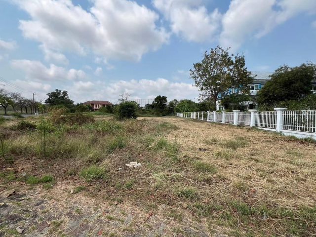 ขายที่ดินเปล่า บางเสาธง สมุทรปราการ เนื้อที่ 1-0-45 ไร่