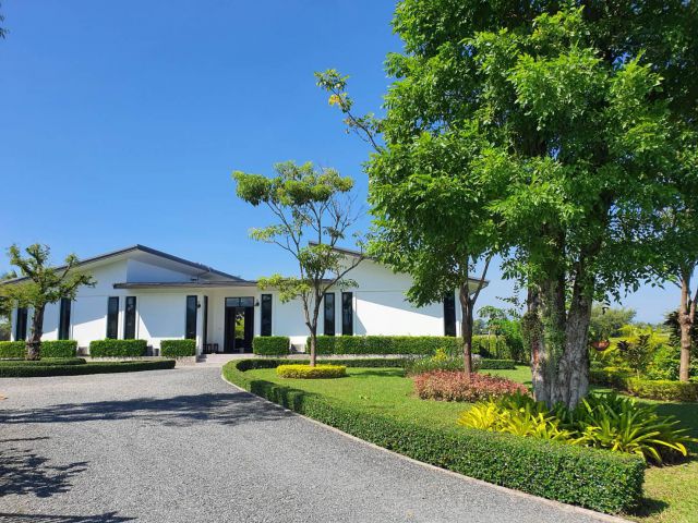 H793-ขายบ้านสุดหรูวิวท้องทุ่ง (เนื้อที่ 2ไร่กว่า) ต.ป่าป้อง อ.ดอยสะเก็ด จ.เชียงใหม่