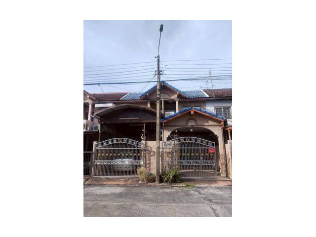 ขายด่วน!! ทาวน์เฮ้าท์ 2 หลังติดกัน ย่านบางเขน สะพานใหม่ ปากซอยรถไฟฟ้า Bts พหลโยธิน59