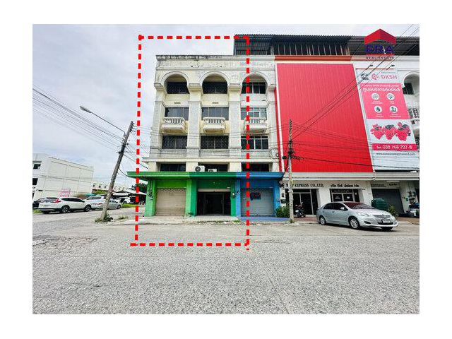 ขายอาคารพานิชย์ 2 คูหา หลังมุม ถนนสุขุมวิท ใกล้ตลาดสี่มุมเมือง แหลมฉบัง ศรีราชา