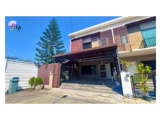 ทาวน์เฮ้าส์ เดอะคอนเนค รัตนาธิเบศร์-ราชพฤกษ์ หลังมุม ต้นซอย