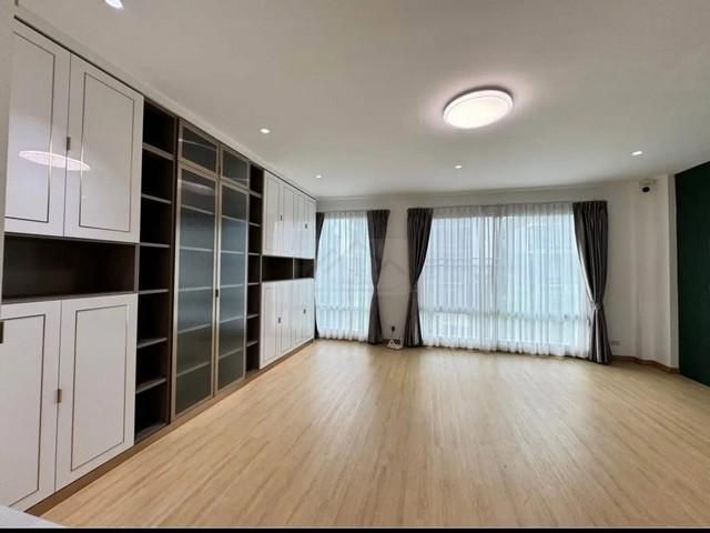 P1718 ขาย โฮมออฟฟิศ โครงการ บี สแควร์ พระราม 9-เหม่งจ๋าย