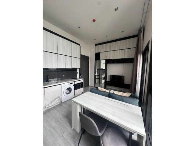 The Line 101 safe nice