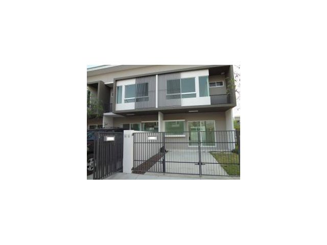 ทาวน์โฮม indy เอแบคบางนา กม.26