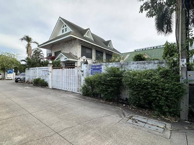 ขายที่ดินพร้อมโฮมออฟฟิศ 3 ชั้น ซอยอ่อนนุช 66/1