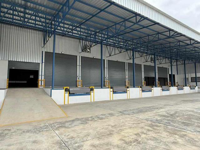 F221 ให้เช่าคลังสินค้า สินค้ามาตรฐาน ใกล้ท่าเรือแหลมฉบัง 3 กิโลเมตร มีหลายขนาด