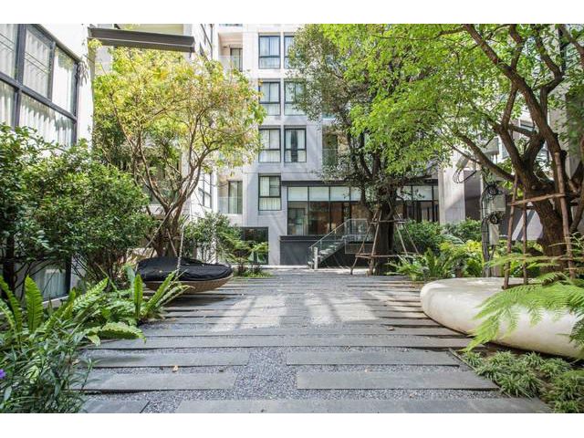 ให้เช่าคอนโด Luxury Liv At 49 ลิฟ แอท ฟอร์ตี้นาย