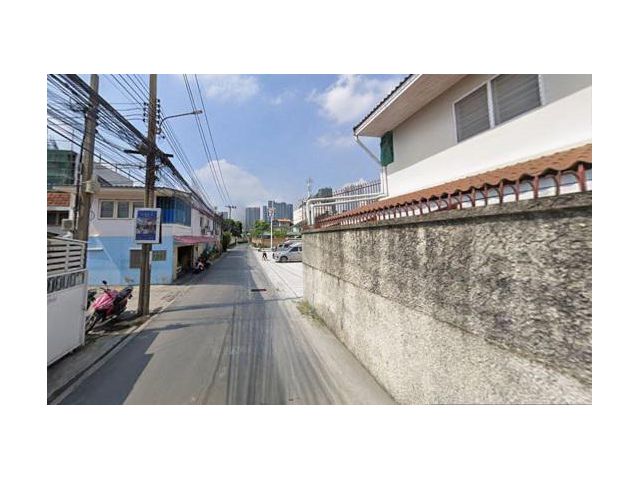 ขายที่ดินสวย ลาดพร้าว ซอย 1 เข้าซอยไม่ลึก ใกล้ถนนพหลโยธินและวิภาวดี