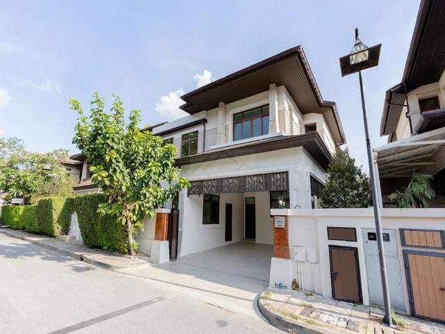 ขายบ้าน 90 ตรว.ม.สิริทาวารา เลียบด่วน รีโนเวทใหม่ ติดCrystal Park