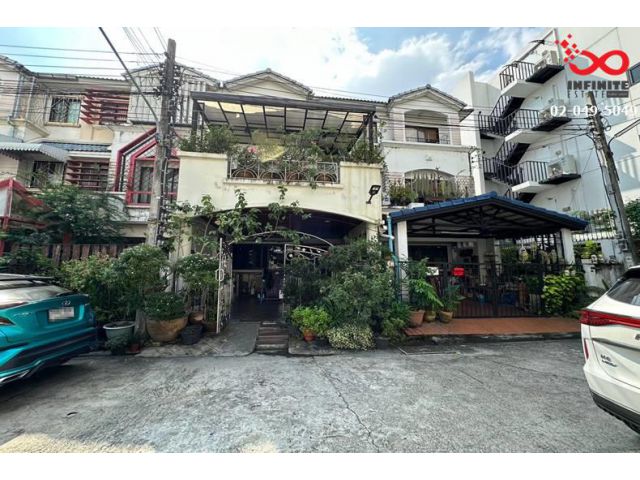 ขายทาวน์โฮม 3ชั้น 20ตรว. บ้านกลางเมือง พระราม9 ใกล้ทางด่วนศรีรัช