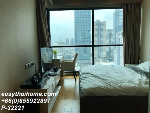 P-32221 ต้องการขายคอนโด ดิ แอดเดรส สาทร Sathon Soi 12 Alley, Si Lom, Bang Rak, Bangkok Line Id @easythaihome 085-592-289