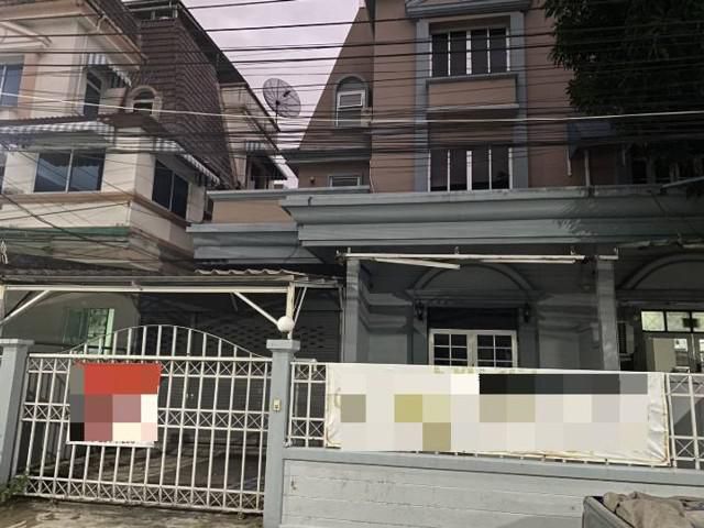 ให้เช่าทาวน์โฮมขนาดใหญ่3ชั้น250ตร.ม5นอน6น้ำตกแต่งสวยเฟอร์ครบเช่า3