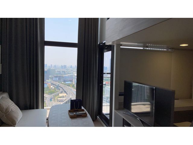 For Rent condo Chewathai Residence Asoke Duplex fully furnished (S15-31341)
