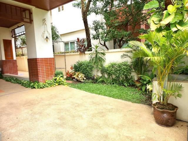 ให้เช่าบ้านเดี่ยว 3 ห้องนอน ใกล้บางกอกพัฒนา สิทธารมย์ รีเจ้นท์ ลา