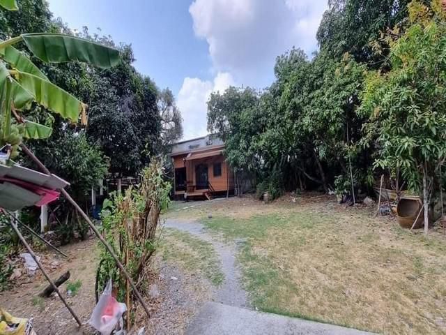 ขายบ้านพร้อมที่ดิน 423 ตรว. รามคำแหง 50 หัวหมาก4 ใกล้ MRT สายสีเห