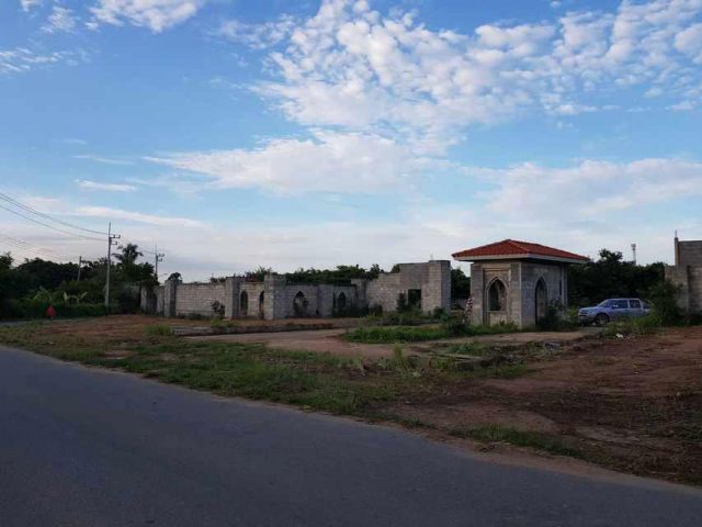 L80 ขายที่ดินถมแล้ว 31 ไร่ ใกล้หาดจอมเทียน ห้วยใหญ่ เหมาะสำหรับ ทำโครงการหมู่บ้านจัดสรร หรือ สร้างโรงงาน หรือ รีสอร์ท โร