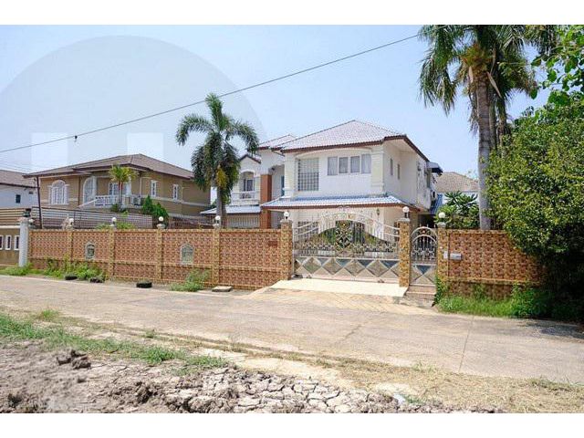 บ้านเดี่ยวมือสองหลังใหญ่ ใจกลางเพิ่มสิน