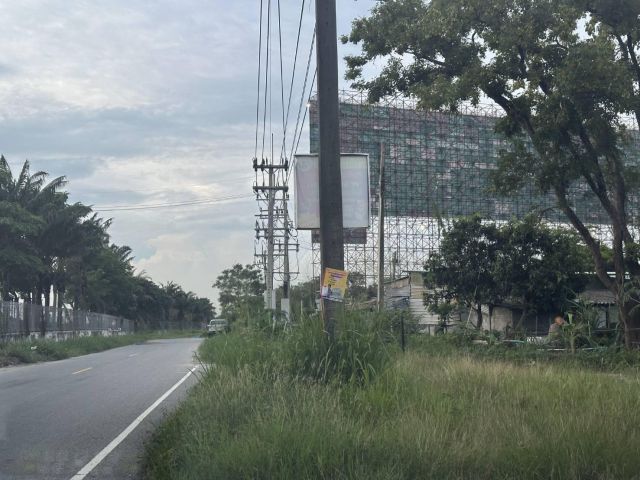 ขายที่ดินแปลงสวยถมแล้ว  2 ไร่เศษ ต.นาป่า อ.เมือง ชลบุรี ใกล้นิคมอมตะนครชลบุรี