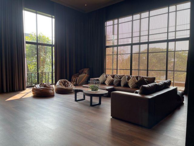 ขายบ้านเดี่ยว 3 ชั้น ซอยนาคนิวาส 48 (ลาดพร้าว 71) ทำเลดี เดินทางสะดวก ใกล้สวนสาธารณะบึงน้ำลาดพร้าว 71