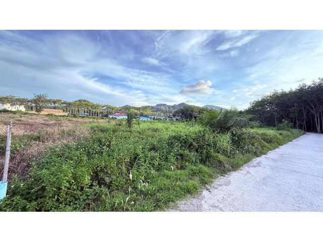 ที่ดินสวยใกล้อ่าวนางกระบี่พร้อมโอน