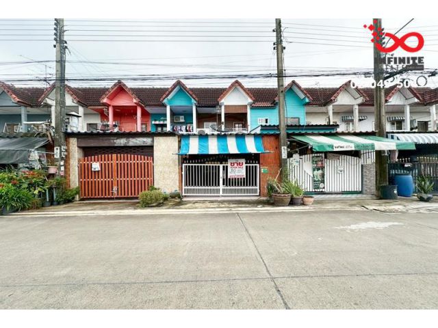 ขายและให้เช่าทาวน์เฮ้าส์ 2ชั้น เลียบวารี 55 ม.สินอนันต์ หนองจอก 20ตรว.