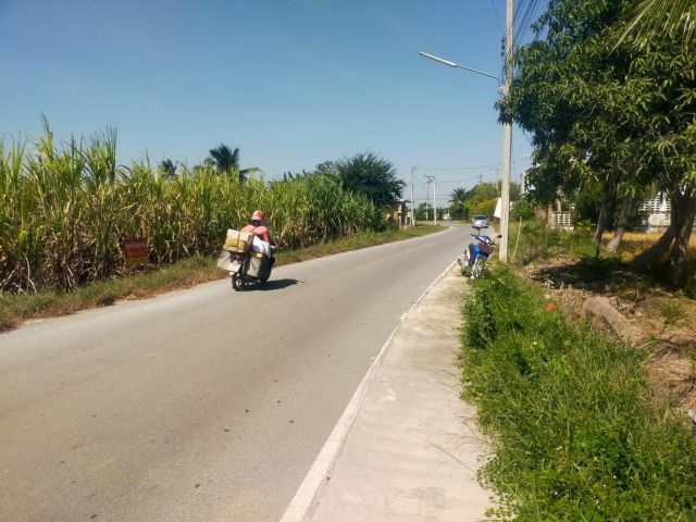 ขายที่ดิน1-3ไร่ไร่ละ1ล้าน.ติดถนนลาดยาง ต.บ่อสุพรร อ.สองพี่น้อง จ.สุพรรฯเหมาะทำบ้านพัก/ร้านค้าใก้ลวัดทับกระดาน.น้ำไม่ท่วม