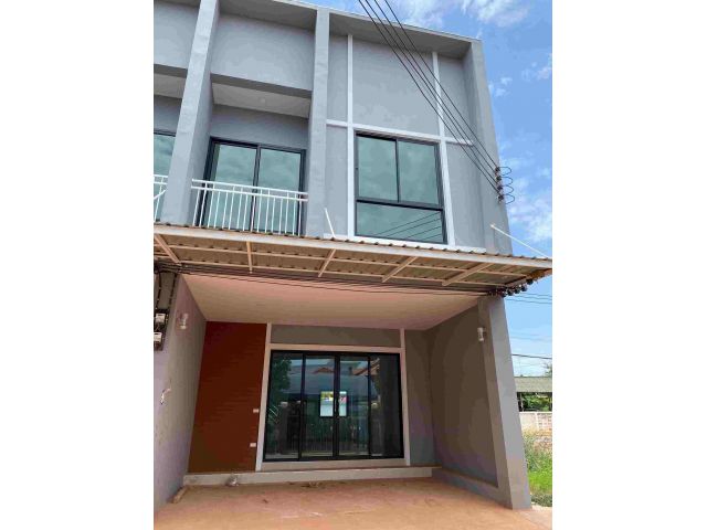 ขายตึกแถวใหม่ ใกล้สถานีรถไฟบ้านเกาะ – ทำเลดีมาก เหมาะเปิดธุรกิจ จังหวัดนครราชสีมา