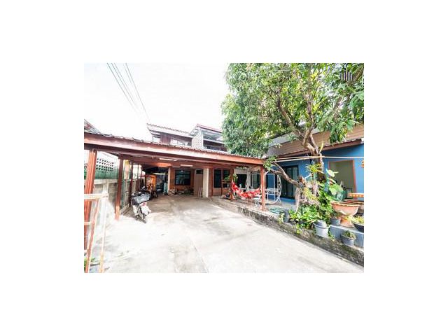 บ้านเดี่ยว ครึ่งไม้ครึ่งปูน พร้อมเรือนรับรอง ซ.นวมินทร์ 69