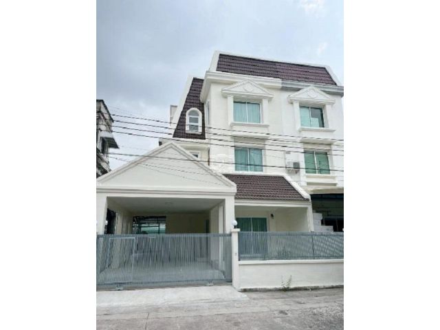 MRT คลองกลันตัน 1.4 กม. อ่อนนุช 37-41 5นอน บ้าน3 ชั้น ใหม่ สภาพดี