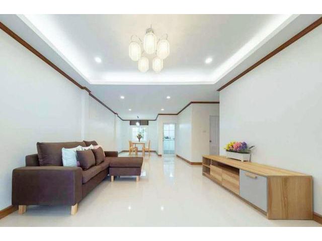 รร.กสิณธร 2-หรูมหากาพย์ MRT คลองบางไผ่ 1.4 กม. ทาวน์เฮ้าส์ 2ชั้น