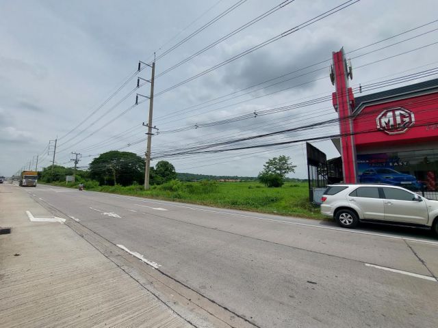 ขายถูกที่ดิน ติดถนนพหลโยธิน ติดโชรูมซูซูกิ สระบุรี Suzuki & MG ฝ่ายขาย ที่ดิน 164 ไร่ ตรงข้ามกรมทหารม้าที่ 4 ต.หนองยาว อ.เมืองสระบุรี จังหวัดสระบุรี