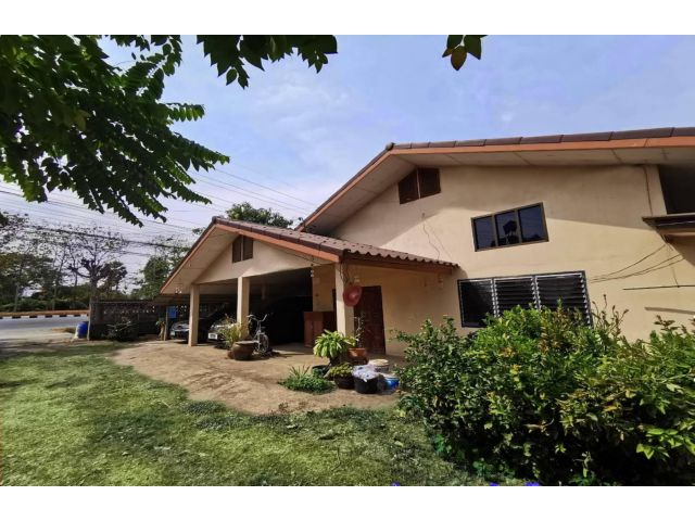 ขาย บ้านเดี่ยว 329 วา 3 ห้อวนอน 2 ห้องน้ำ ติดถนนเพชรเกษม ตำบล หนองปรง อำเภอเขาย้อย เพชรบุรี