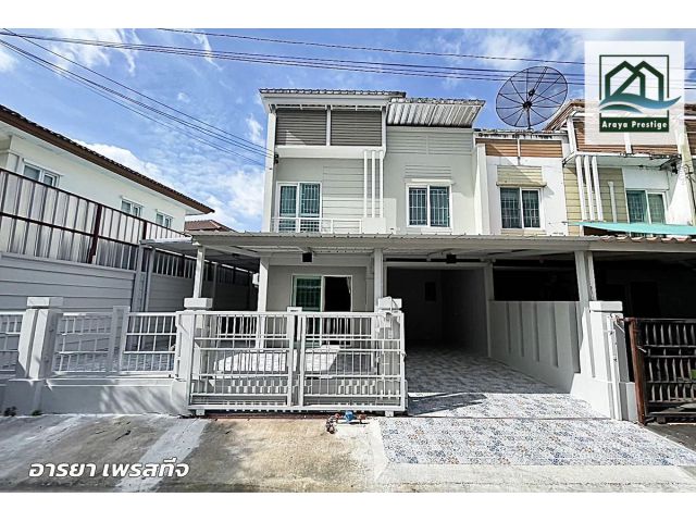 เดอะคอนเนค8 ซอยมหาชัย บางนา กม.10 หลังริม รีโนเวทพร้อมเข้าอยู่