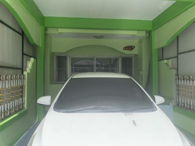 ขายทาวเฮ้าส์ 2 ชั้น หมู่บ้านพูนสินธานี 1 ซอยเคหะร่มเกล้า แขวงคลองสองต้นนุ่น เขตลาดกระบังกรุงเทพ