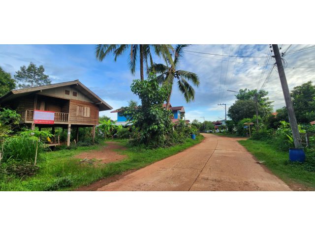 ที่ดินกลางบ้าน ติดถนนหน้า-หลัง