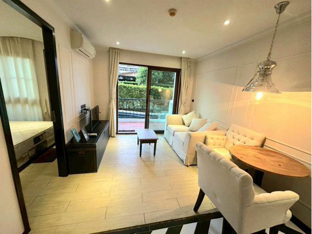 ขาย Venetian Signature Condo Resort Pattaya 1 ห้องนอน 33 ตร.ม. ชั้น 1 ติดสระน้ำ ตึก D จ.ชลบุรี