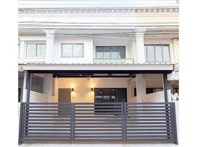 078AGNT ทาวน์โฮม 2 ชั้น รีโนเวทใหม่ทั้งหลัง — ซอยปุณณวิถี 48