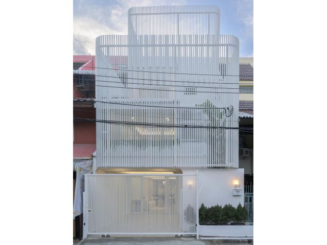 ขาย ทาวน์โฮม3 ชั้น Artiar ปรีดี-เอกมัย  ปรีดี 42  รีโนเวทใหม่ เหมาะ เพื่ออยู่อาศัยและลงทุน