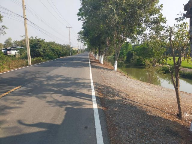 ขาขที่ดิน38ไร่ เหมา85ล้าน.ติดถนนลาดยาง อ.สามโคก จ.ปทุมธานี.เหมาะทำโรงงาน/คลังสินค้า/บ้านจัดสรรขายต่ำกว่าประเมินกรมที่ดิน