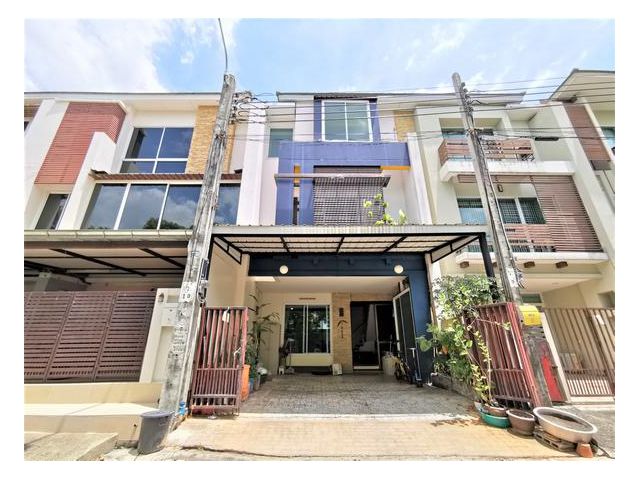 ขายทาวน์โฮมธนาพัฒน์ เฮ้าส์ 3 ชั้น ซอยนนทรี 20 ขนาด 23 ตรว