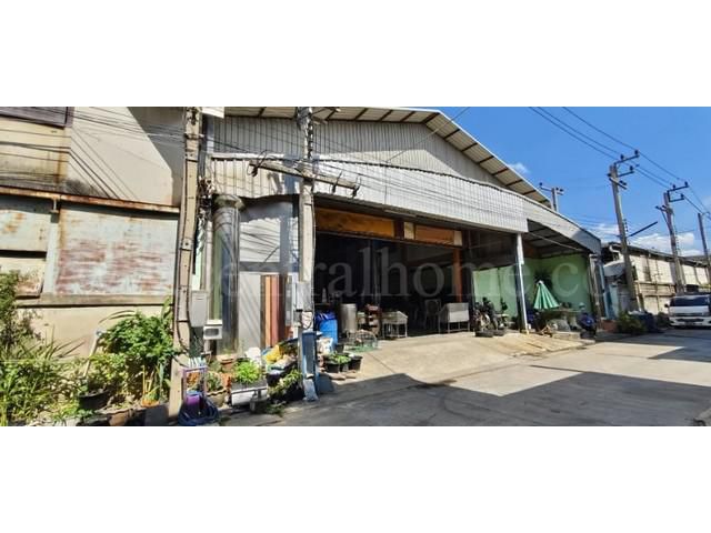 โกดังเก็บของ โรงงาน 131 ตารางวา ถนนเพชรเกษม สามพราน