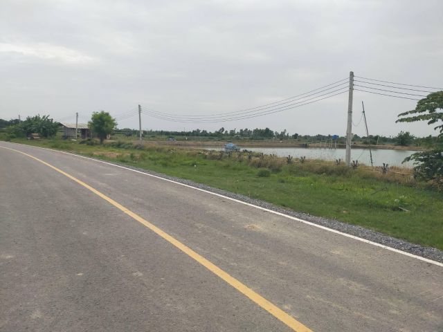 ขายบ่อเลี้ยงกุ้ง50-ไร่ไร่ละ550000-ติดลาดยาง+คลอง อ.กำแพงแสน จ.นครปฐม.เหมาะทำบ้านจัดสรร/เลี้ยงกุ้งปลาใก้ลถนน321/3231