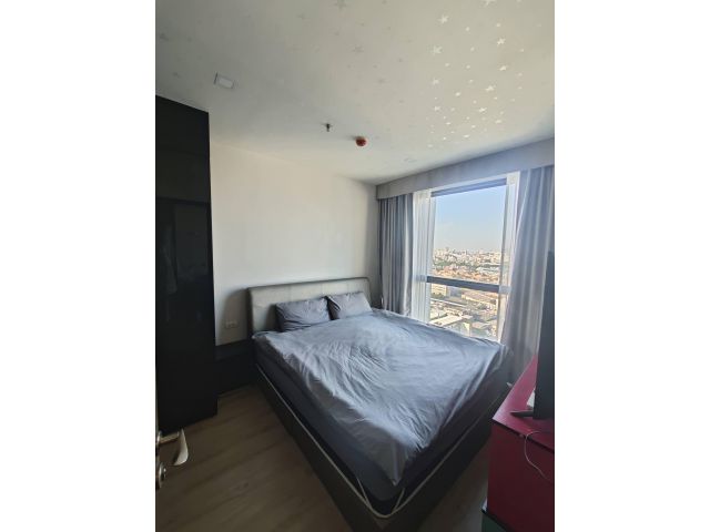 Rhythm Sukhumvit 44 spacious