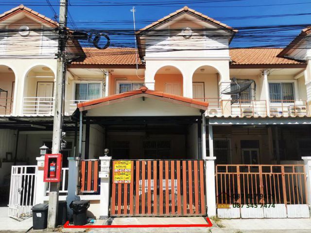 ขายทาวน์เฮ้าส์ 2 ชั้น 20 ตรว. ม.พนาสนธิ์แพรกษา ทำเลดีพร้อมอยู่ เข้าซอยเพียง 450 ม.