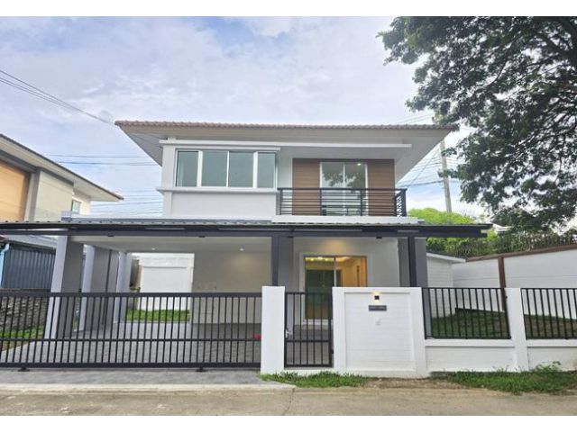 ขายบ้านเดี่ยว หมู่บ้านเอโทล มัลดีฟส์ ปาล์ม บางนา-วงแหวน เนื้อที่ 56.6 ตร.ว. 2 ชั้น 3 นอน 2 น้ำ