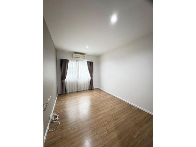 P1743 ขาย ทาวน์โฮม 3 ชั้น บ้านกลางเมือง ลาดพร้าว-เสรีไทย 52