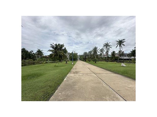 ให้เช่าที่ดินสวย 11 ไร่ ติดถนนท่าข้าม พระราม 2 บรรยากาศร่มรื่น  เหมาะทำ โรงเรียน / Nursing home