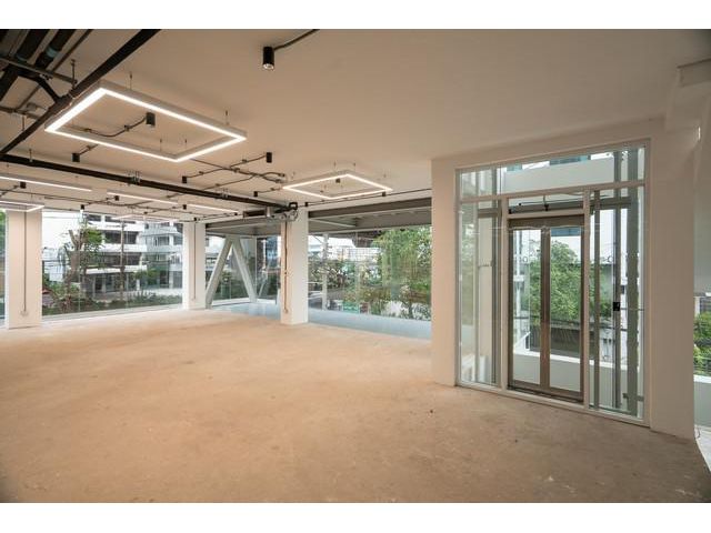 P1739 ให้เช่า อาคาร โฮมออฟฟิศ สำนักงาน 6 ชั้น รวมดาดฟ้า พระราม 9