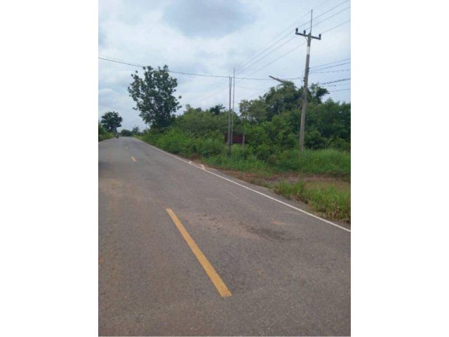 ขายที่ดิน 5 ไร่ ติดถนนใหญ่ ต.นากลาง อ.สูงเนิน นครราชสีมา